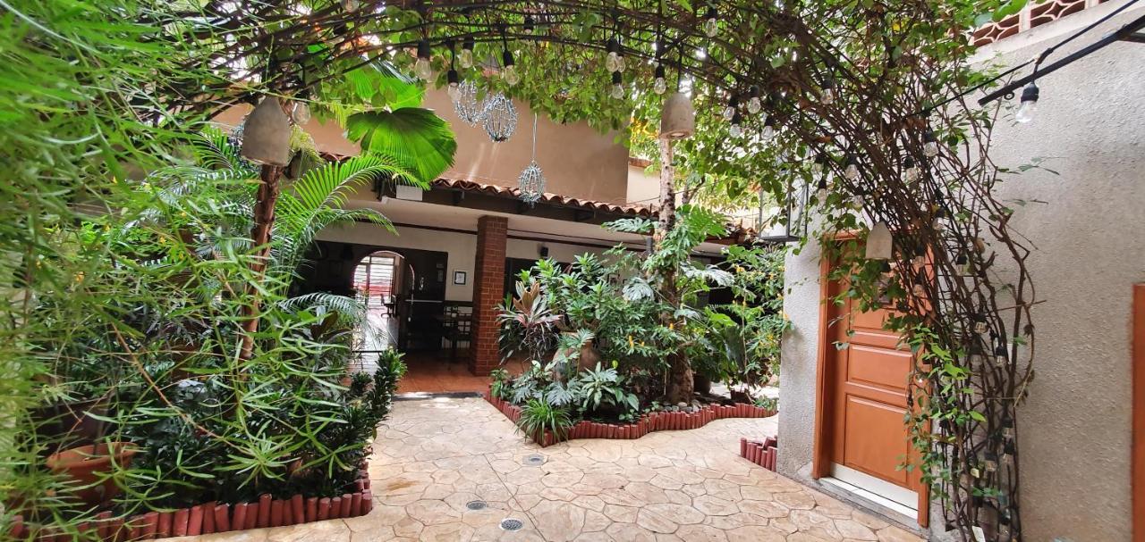 Humuya Inn Tegucigalpa Ngoại thất bức ảnh